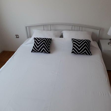 Apartman Dunja Ns 2 Novi Sad Exterior foto